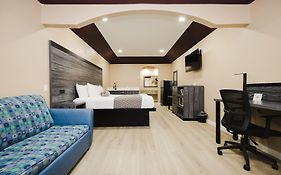 Sapphire Inn & Suites